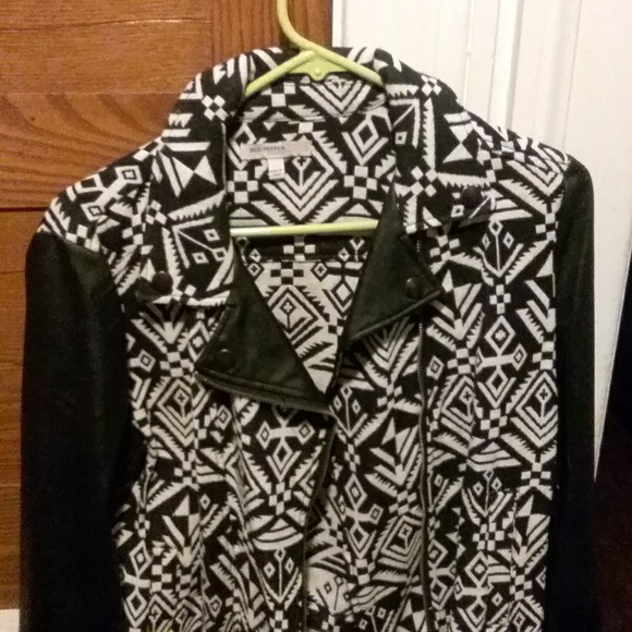 Jacket - Picture 3 of 3